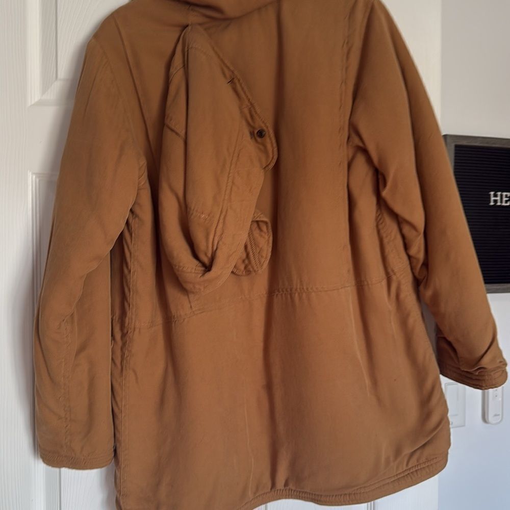 Tan Size Medium Jacket / Lined Inside - Pockets -… - image 5